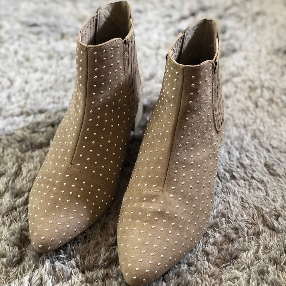 Nude booties with silver gems